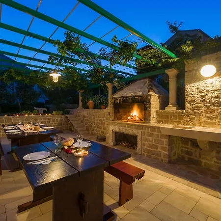 Apartments Villa Vallum *