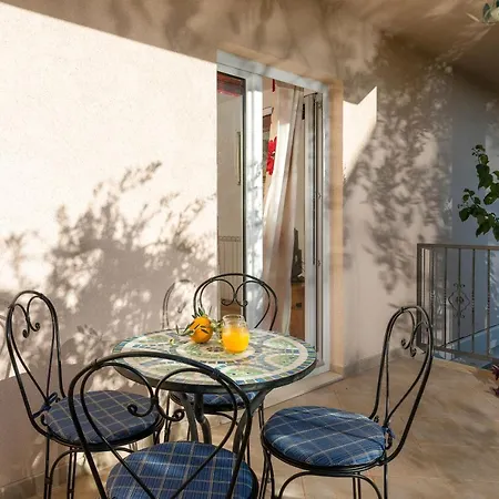 Apartments Villa Vallum Bol