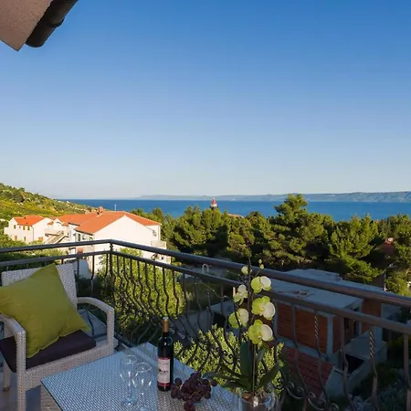 Apartments Villa Vallum * Bol