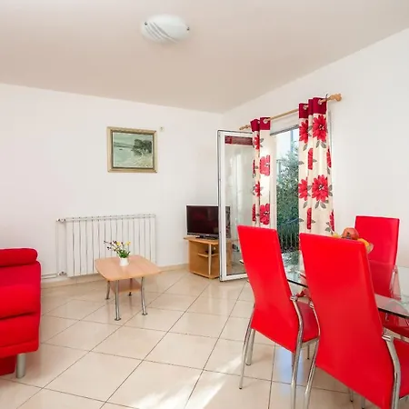 Apartments Villa Vallum *