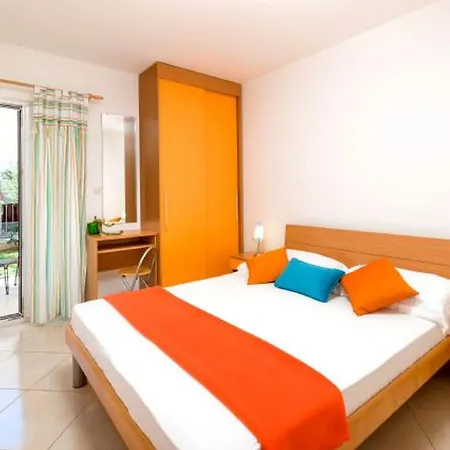 Vallum Apartmán Bol