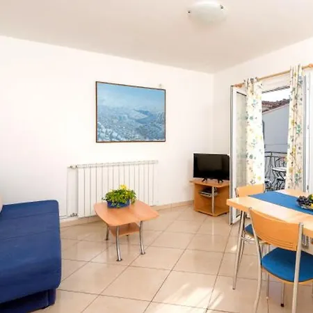 Apartment Apartments Villa Vallum